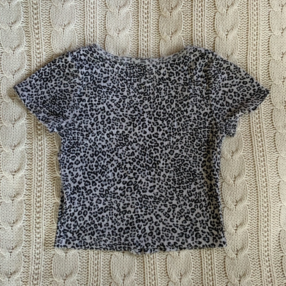 Leopard Top - Picture 2 of 7
